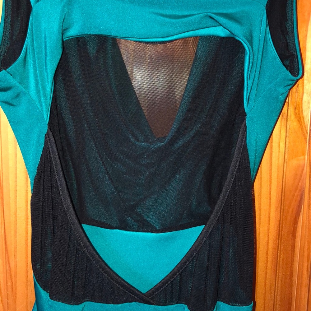 Dress - Picture 5 of 5